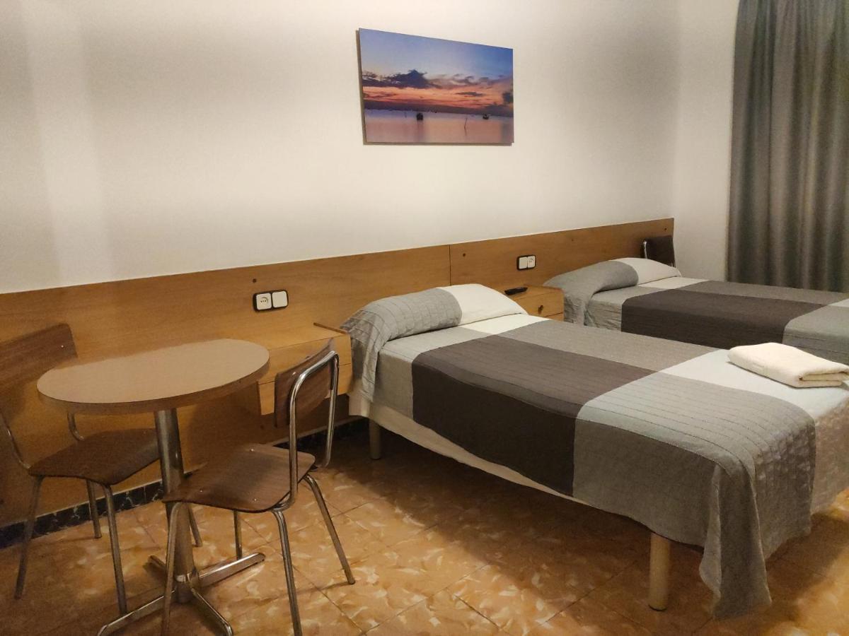 Hotel Fonda Ca La Maria Avinyo Zewnętrze zdjęcie